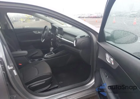 2024 Kia Forte Lxs из США, поврежденный, VIN 3KPF24AD9RE763751